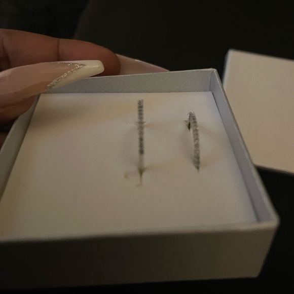 🆕💍 NEW IN BOX 0.36 CARAT WEIGHT THIN STERLING SILVER DIAMOND💎ANNIVERSARY BAND - Picture 13 of 14